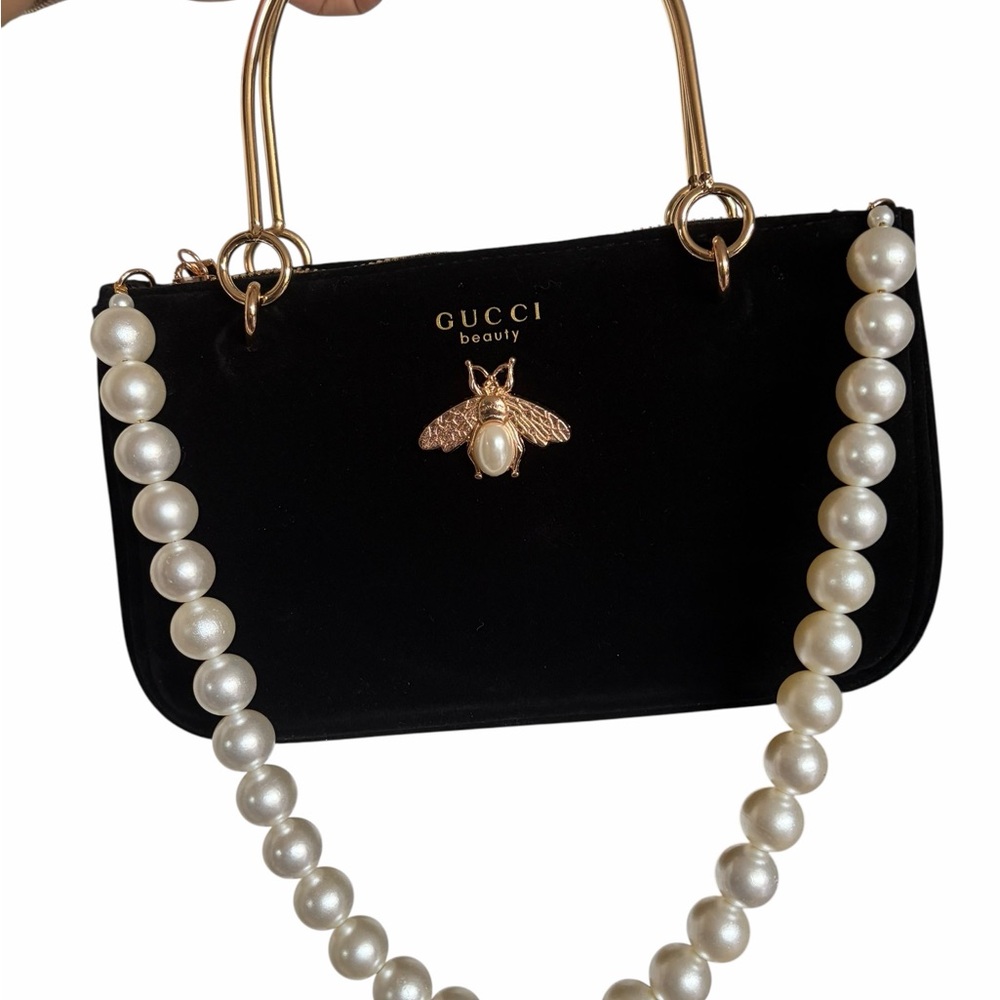 Gucci Beauty Black Velvet Shoulder Bag Pearl Chain Strap w/ Box – GWP